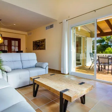 Del Mar Homestay *